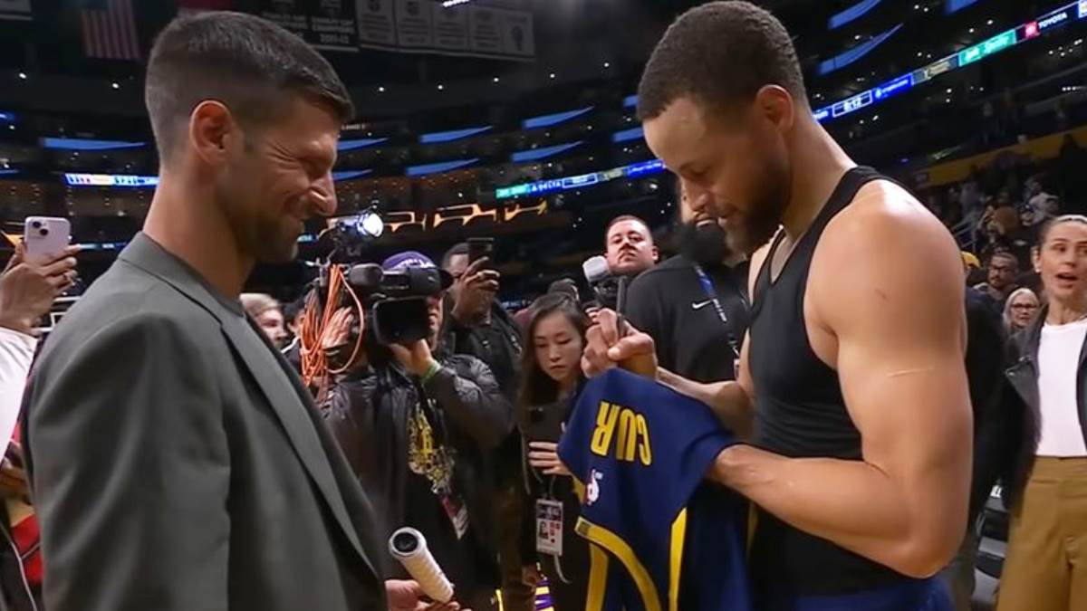  Novak Đoković čestitao rođendan Stefu Kariju 