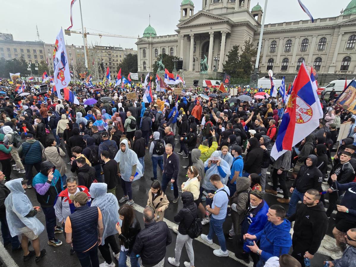 mup srbije o broju ljudi na protestu u beogradu mup srbije o broju ljudi na protestu u beogradu