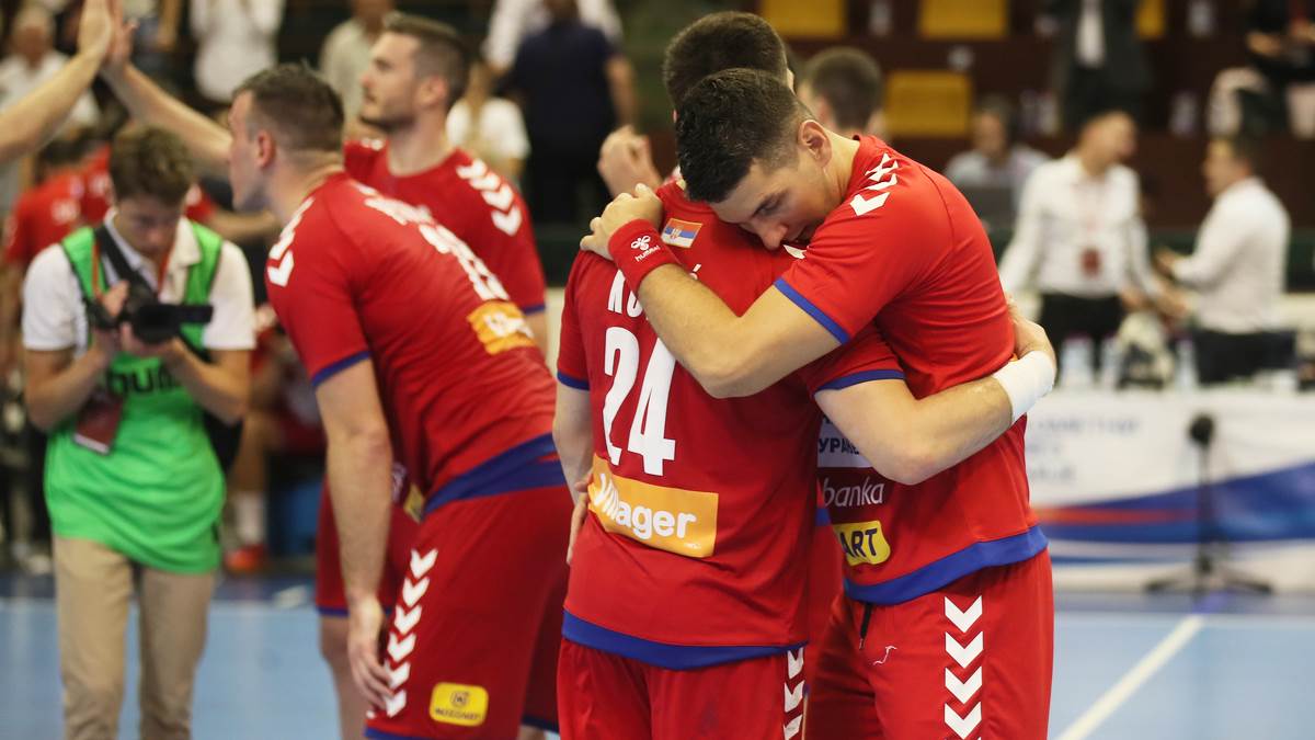 Srbija poražena od Španije Srbija poražena od Španije