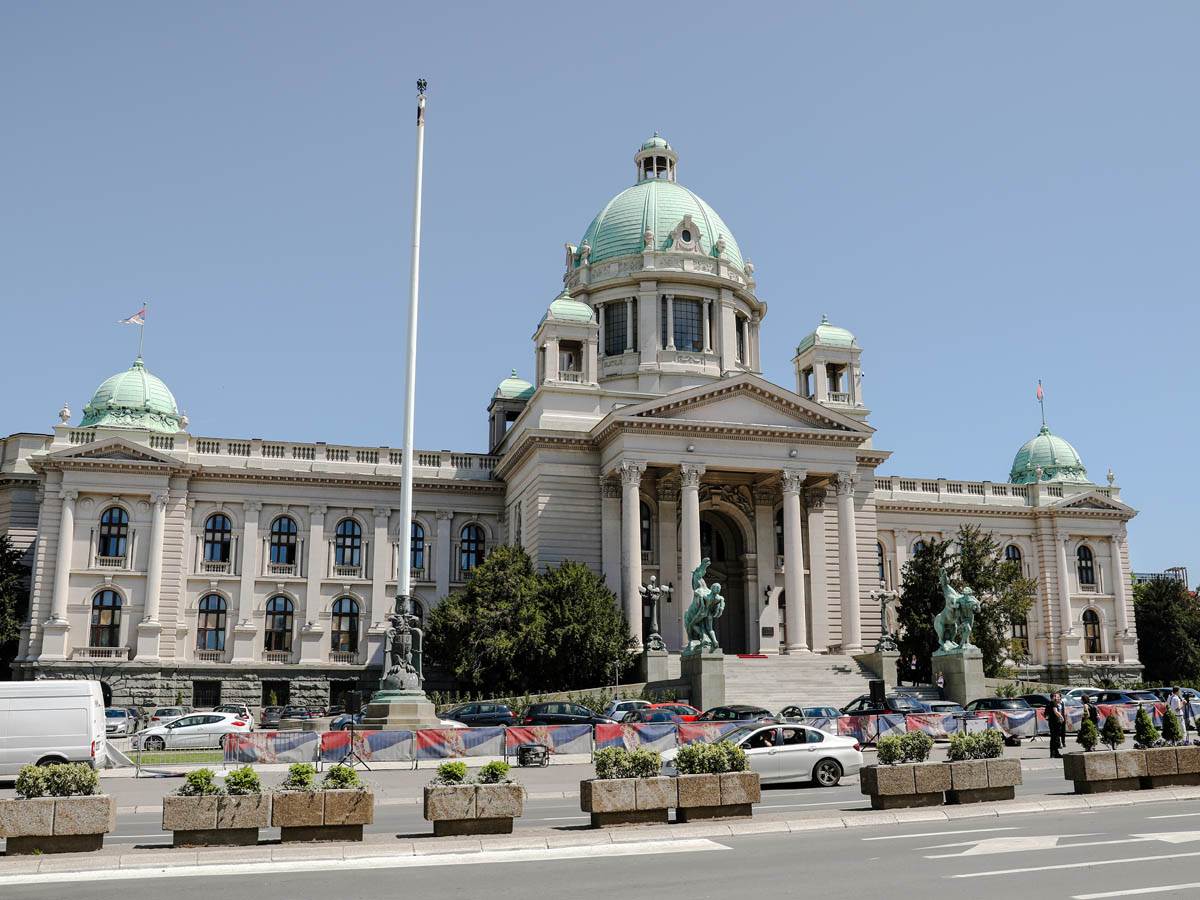 Da li će Srbija imati izbore ili rekonstrukciju Vlade? Prema zakonu postoje dva rješenja Da li će Srbija imati izbore ili rekonstrukciju Vlade? Prema zakonu postoje dva rješenja