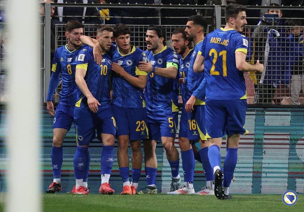 "Želimo da 'zmajevi' igraju u Banjaluci, a činimo sve da se to nikad ne desi" "Želimo da 'zmajevi' igraju u Banjaluci, a činimo sve da se to nikad ne desi"