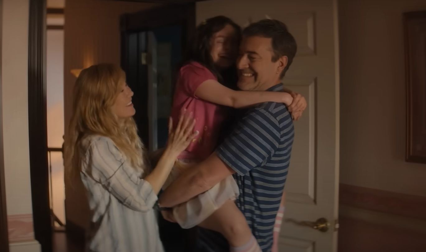Stravična nova serija Good American Family po istinitom događaju o devojčici koja laže za godine Stravična nova serija Good American Family po istinitom događaju o devojčici koja laže za godine