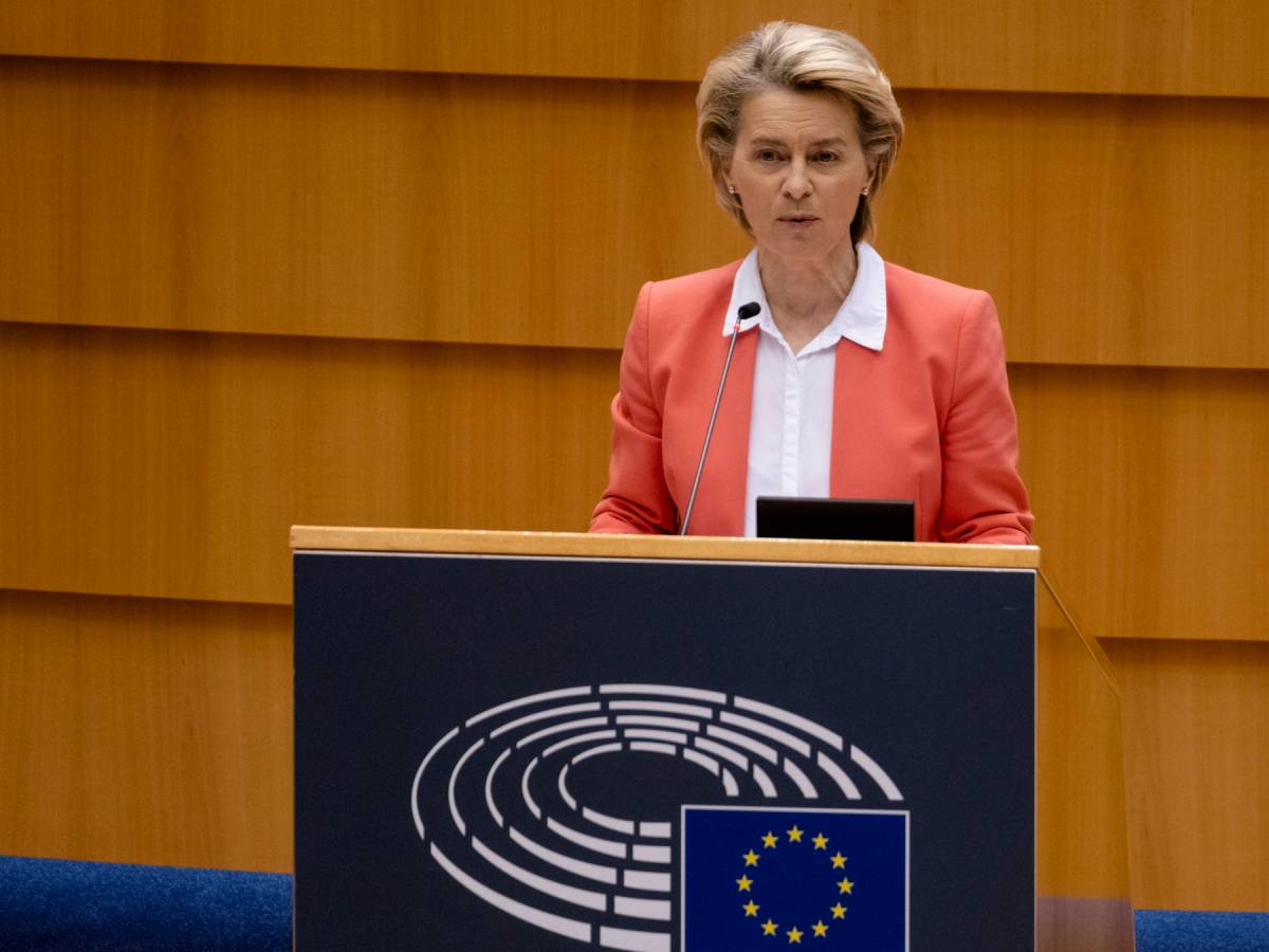Ursula fon der lajen o carinama sad Ursula fon der lajen o carinama sad