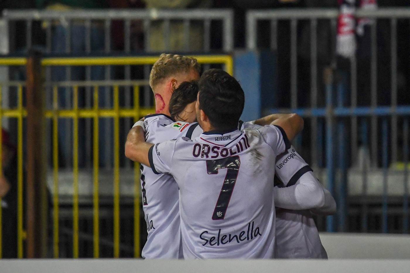 Bolonja savladala Empoli u prvoj utakmici polufinala Kupa Italije Bolonja savladala Empoli u prvoj utakmici polufinala Kupa Italije