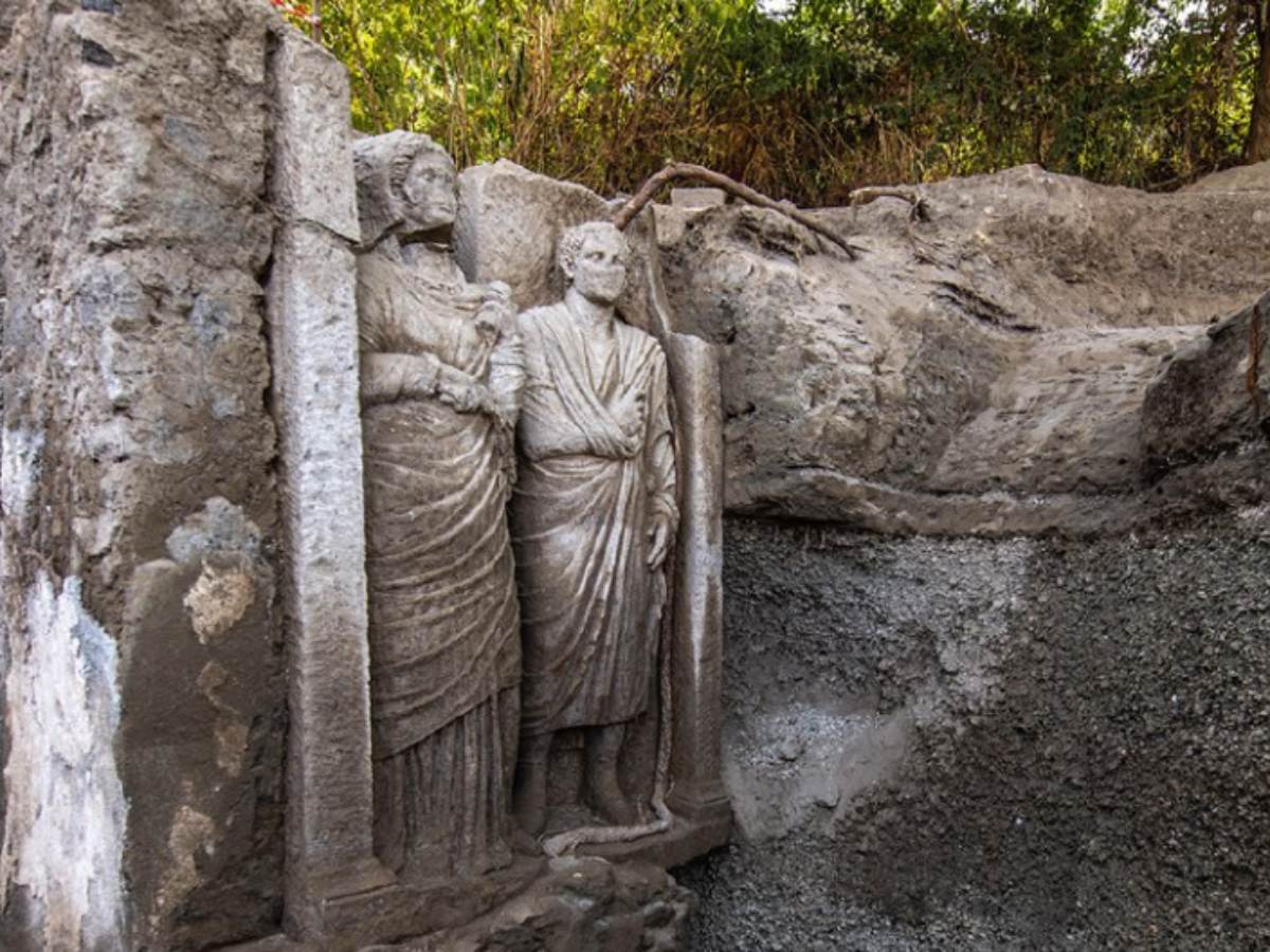  Monumentalna grobnica u Pompejima 