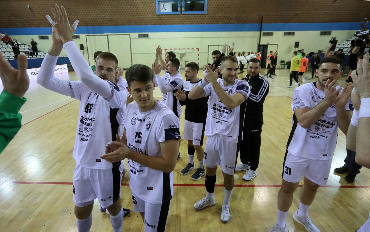  Partizan ispao od AEK-a nakon sedmeraca! Grci protivnik Izviđača u polufinalu! 