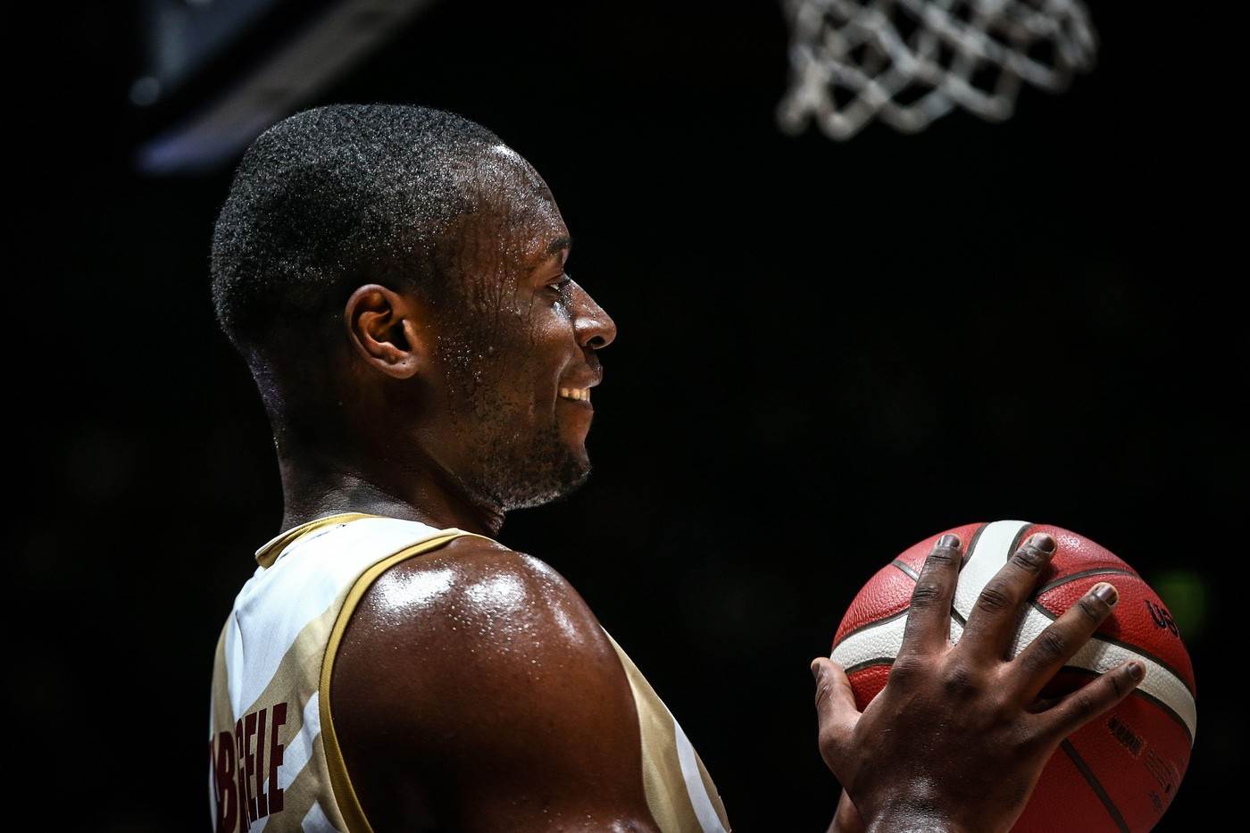  Kk Crvena zvezda želi da dovede Mfiondua Kabengelea  