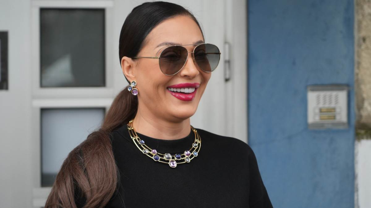  Ceca kod Anastasije u Španiji 