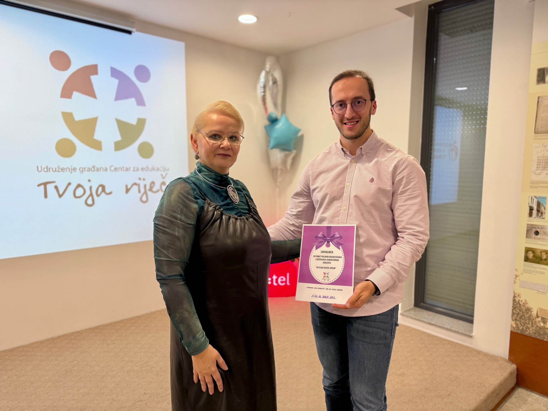  Mtel_Autizam govori srcem (1).JPG 