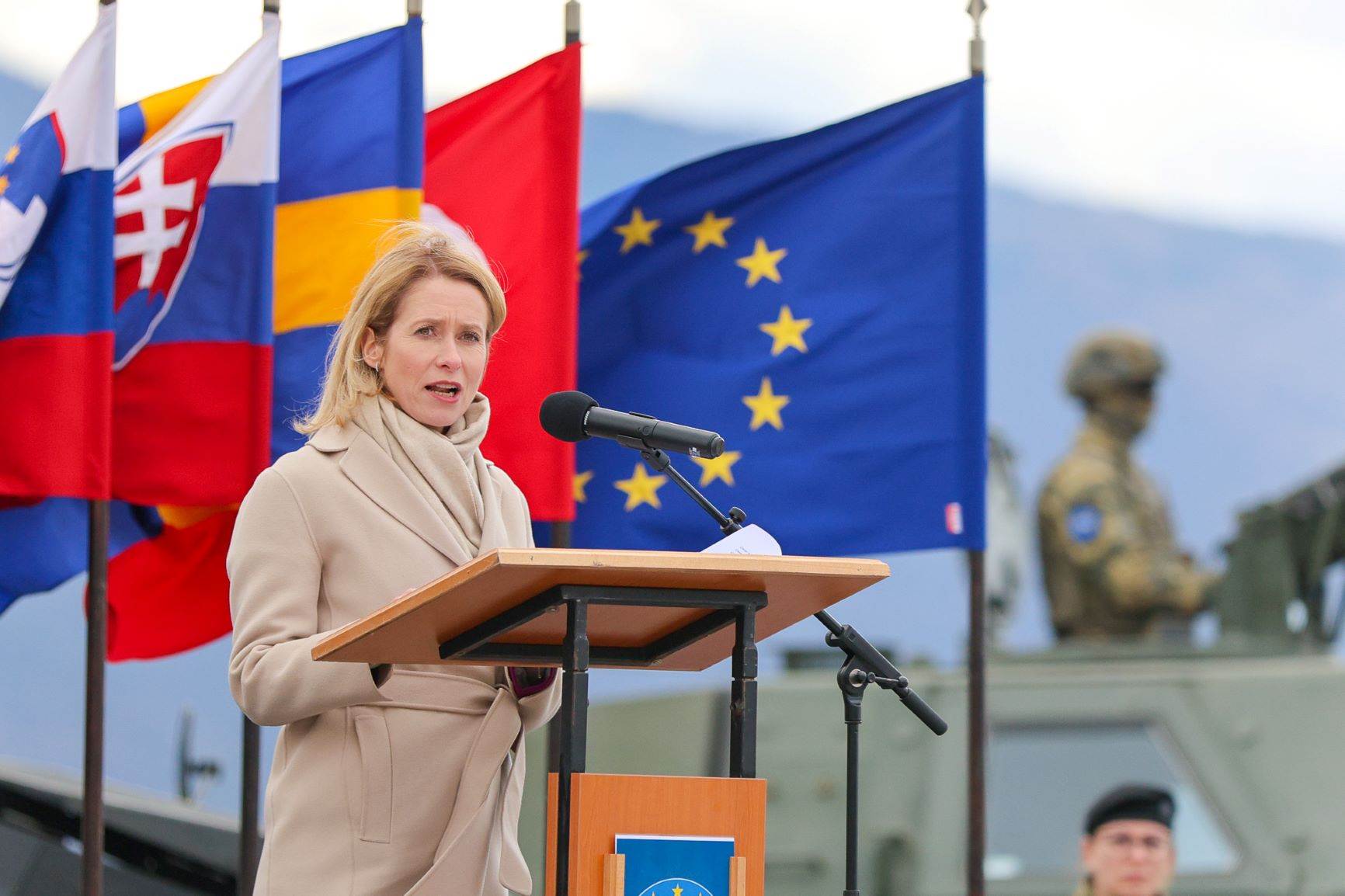  Kalas se obratila iz baze Eufora: EU neće tolerisati prijetnje integritetu BiH 