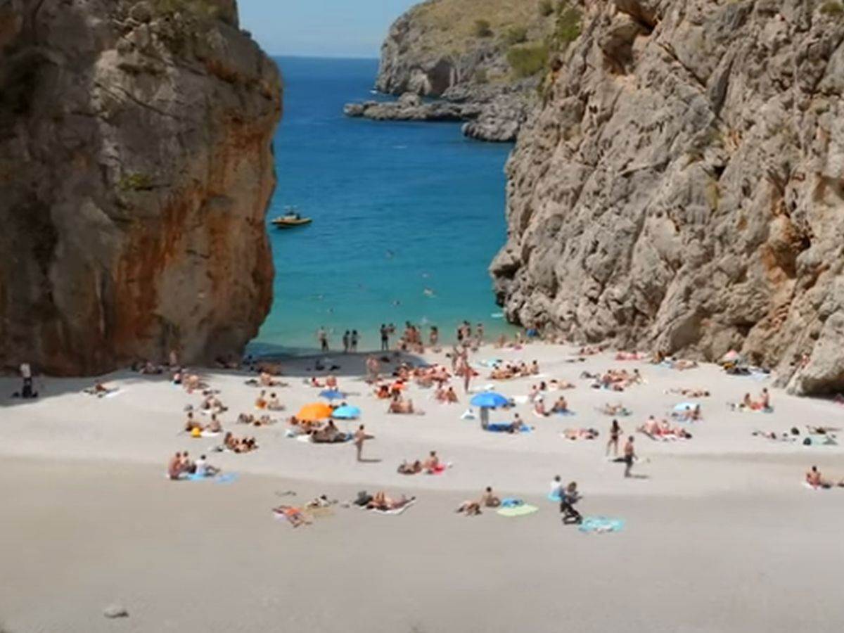  Na poznatoj plaži u Španiji uvodi se zabrana pušenja 