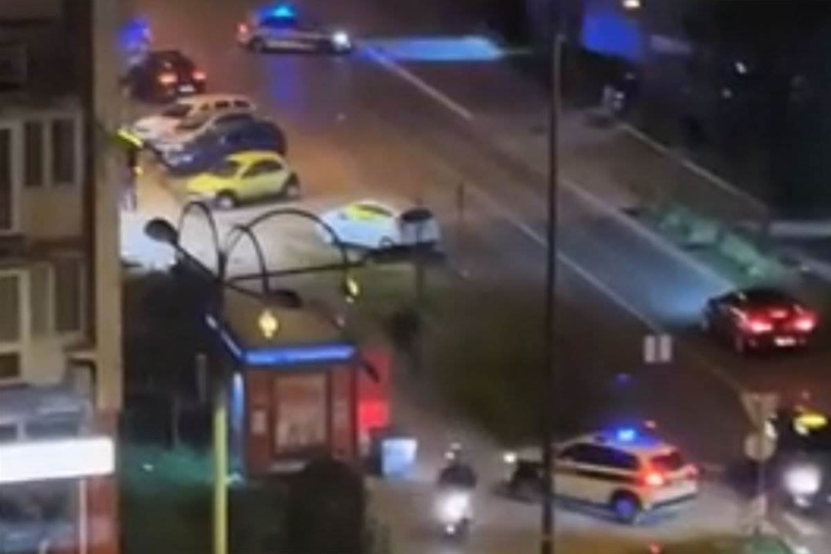 Filmska potjera motocikliste u Sarajevu Filmska potjera motocikliste u Sarajevu