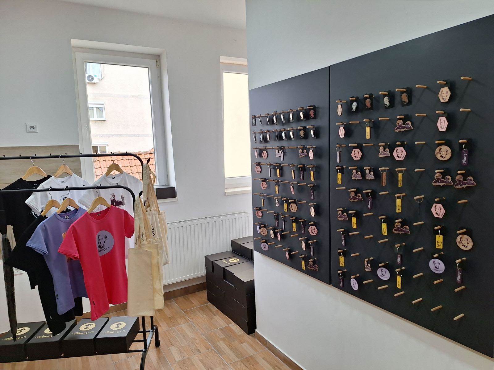  U Spomen-kući Milice Babić Andrić u Šamcu danas je otvorena suvenirnica  