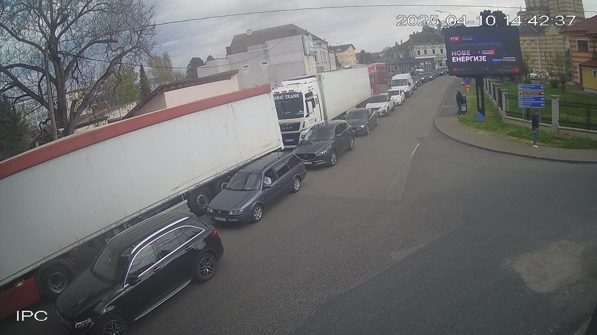  Kolaps na granici kod Gradiške: Kolone vozila zbog pada sistema u Hrvatskoj (FOTO) 