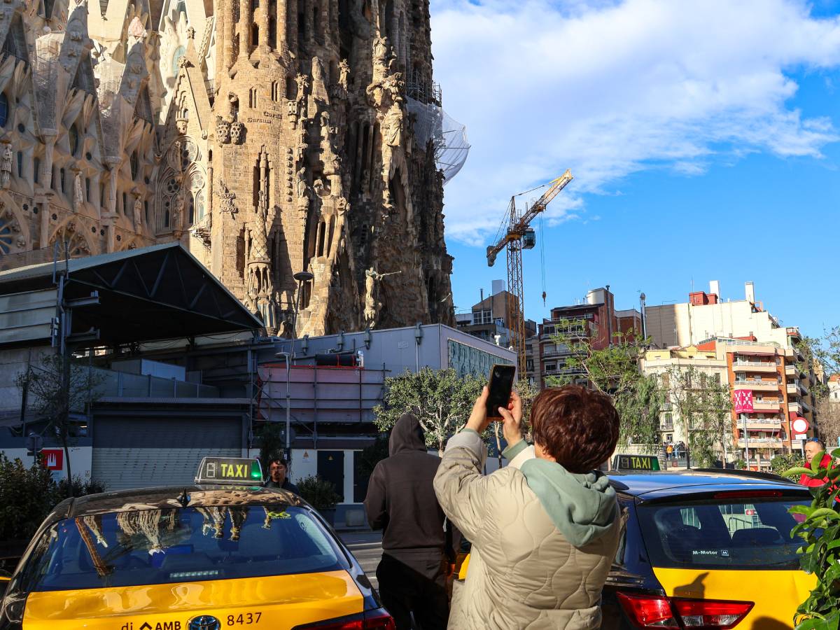 Selfi zona za turiste kod sagrada familije Selfi zona za turiste kod sagrada familije