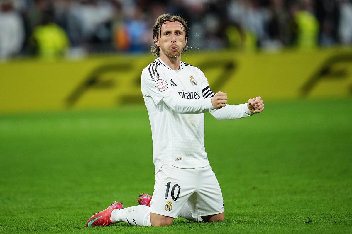  Real Madrid o tome da Modrić kupuje akcije u Svonsiju 