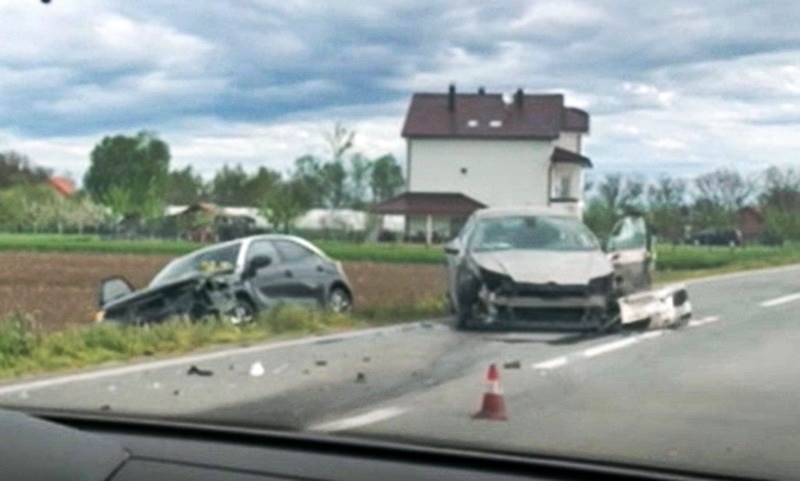  Sudar automobila i kamiona kod Bijeljine, jedan vozač uhapšen 