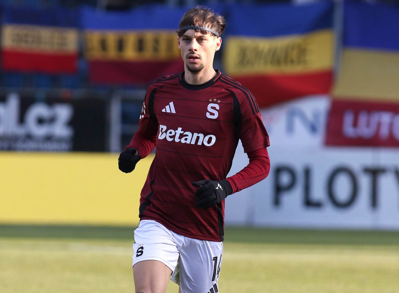  Veljko Birmančević je sa Spartom iz Praga prošao u finale kupa Češke 