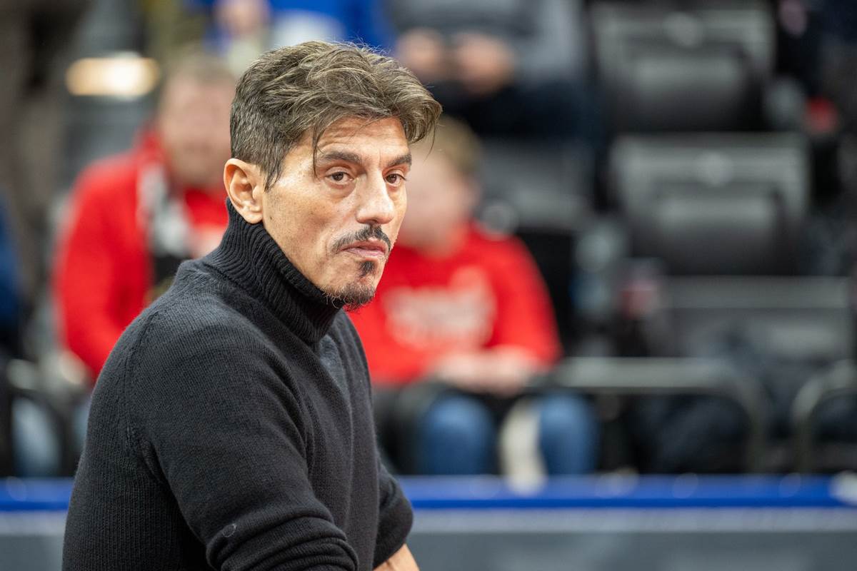 Dimitris Janakopulos ljut na Evroligu i Dejana Bodirogu Dimitris Janakopulos ljut na Evroligu i Dejana Bodirogu