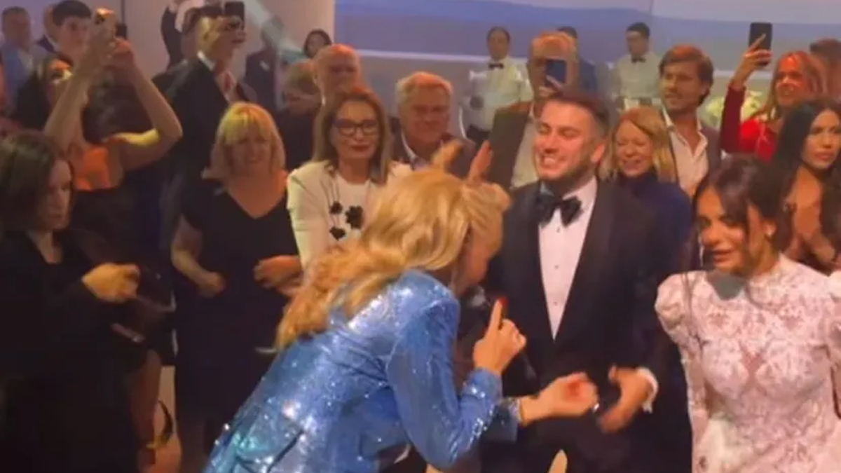  Brena pjevala na svadbi biznismena 