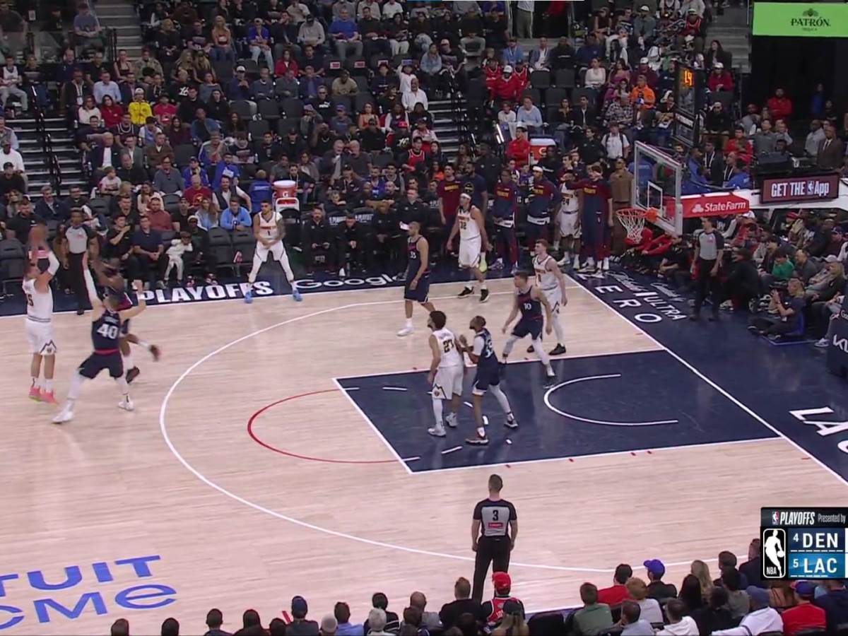  Nikola Jokić trojka u posljednjoj sekundi prve četvrtine 