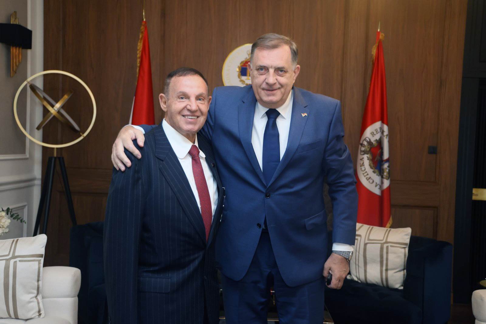  Dodik odlikovao izraelskog humanistu Mošu Leviija 