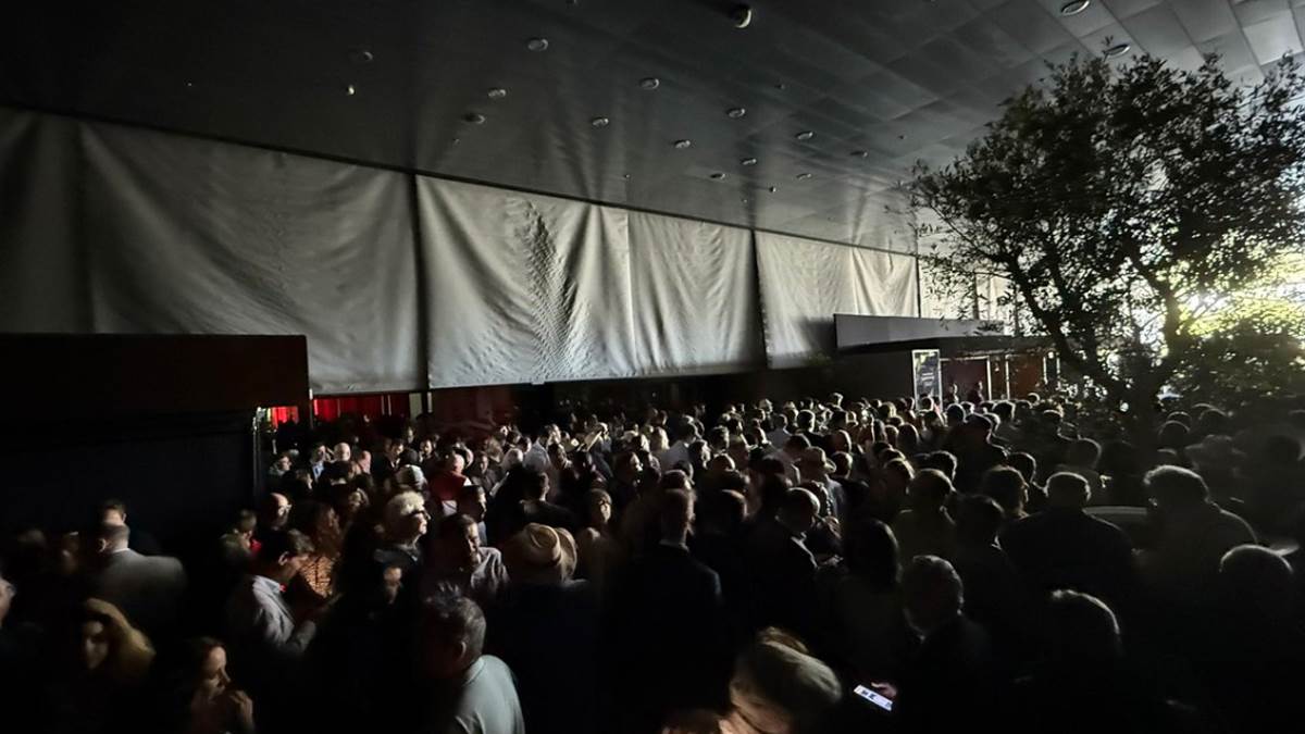  Navijači bježe sa turnira u Madridu zbog nestanka struje 