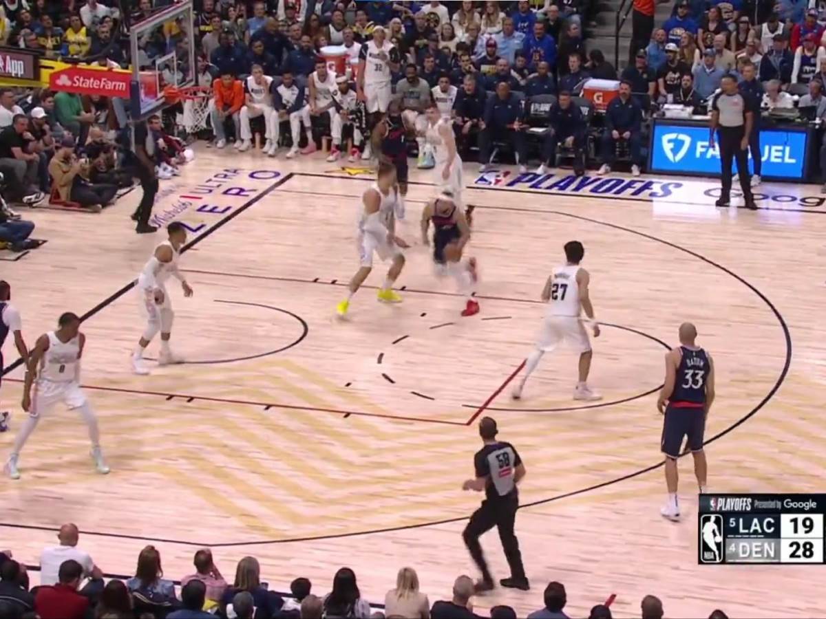  Ben Simons se obrukao protiv Nikole Jokića 