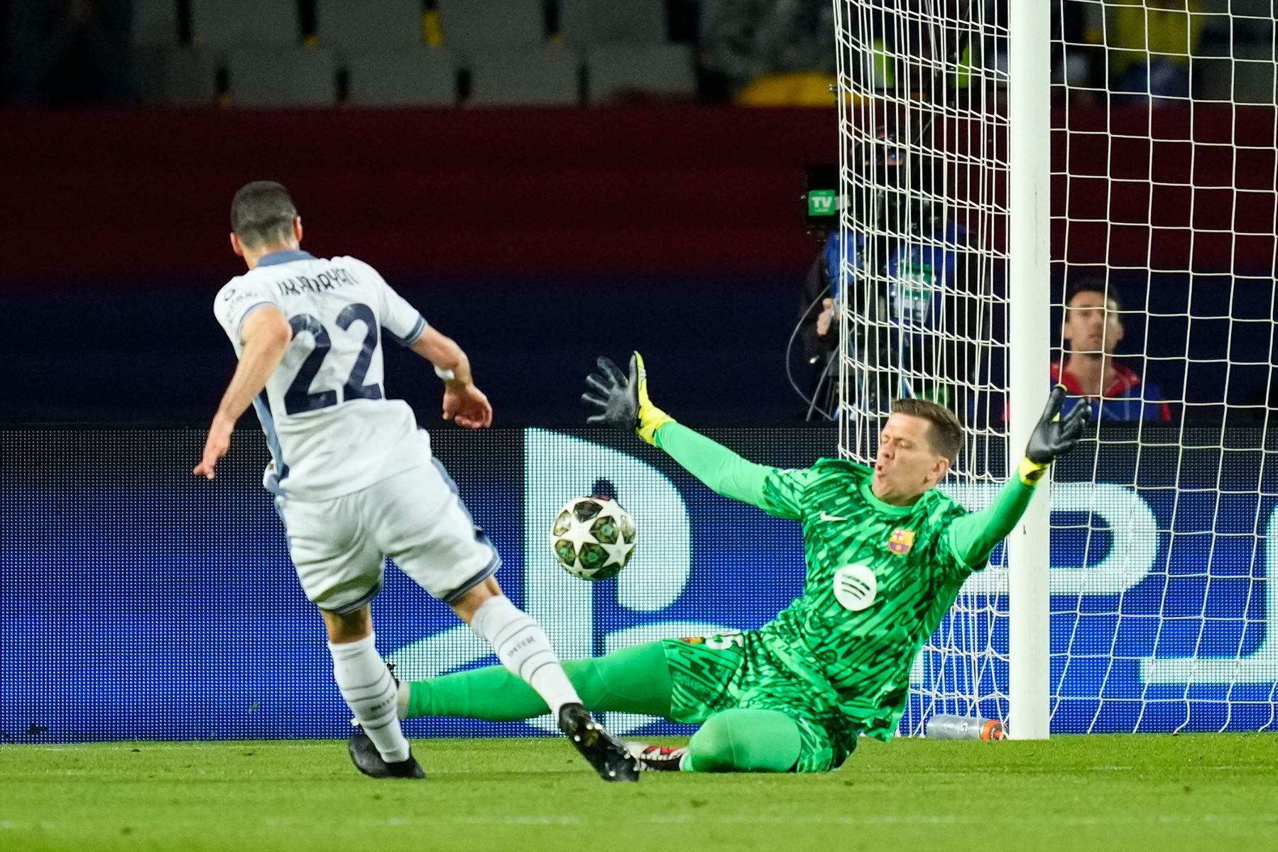  Mkhitarjanu pogodan poništen zbog centrimetra 