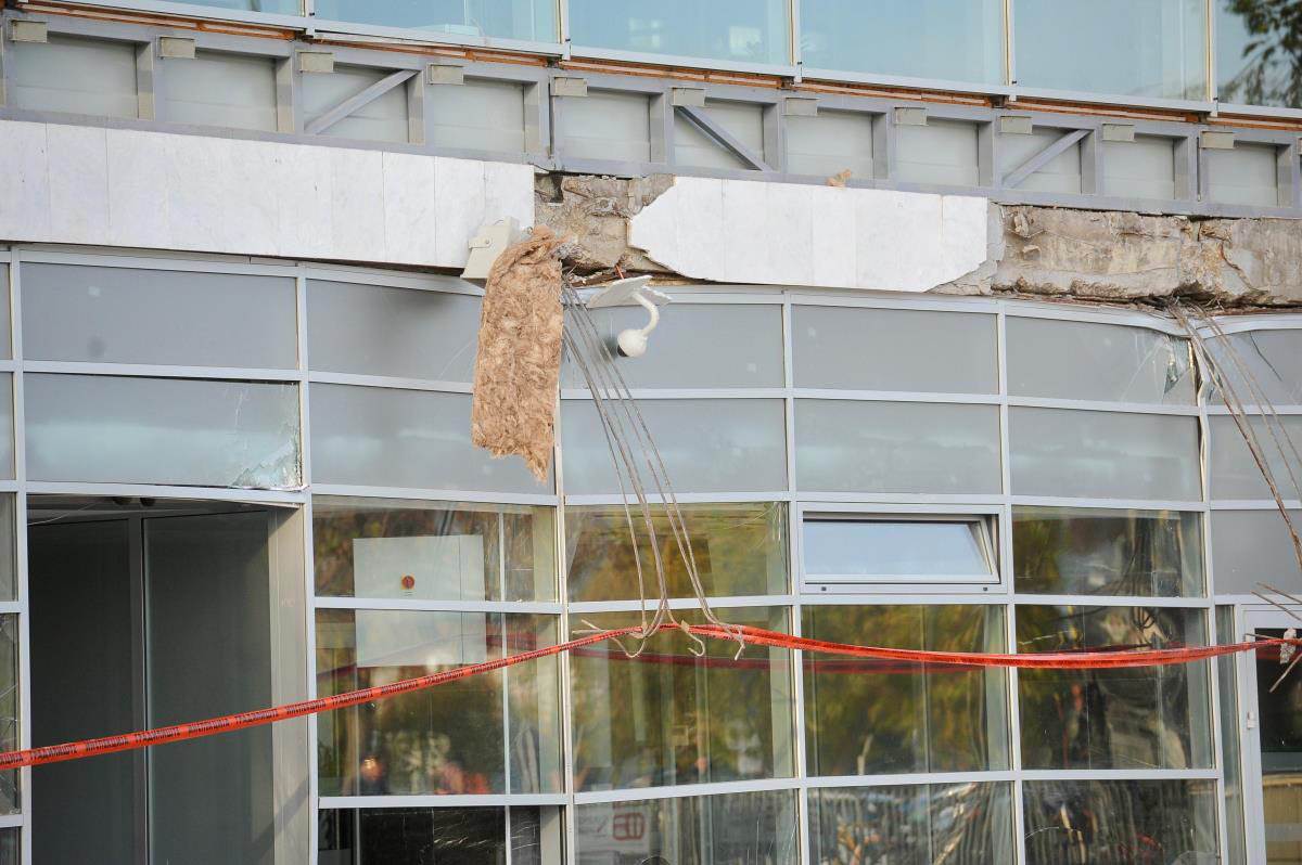  Šest mjeseci od pada nadstrešnice u Novom Sadu: Šesnaest osoba izgubilo život, jedna osoba teško povređena 