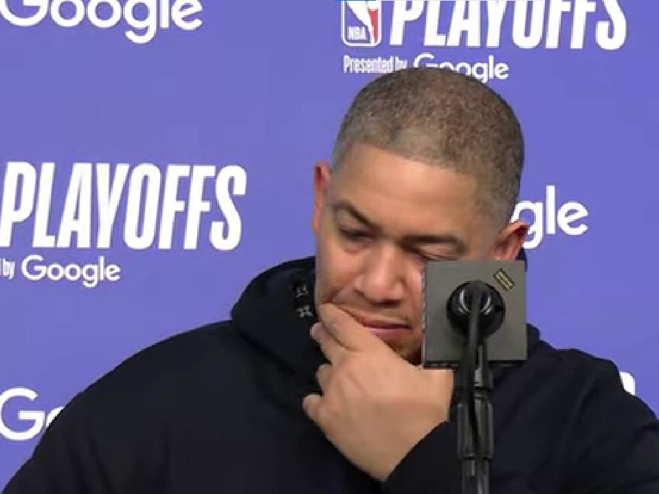  Trener LA Klipersa zvao sve igrače noć pred meč sa Denverom 