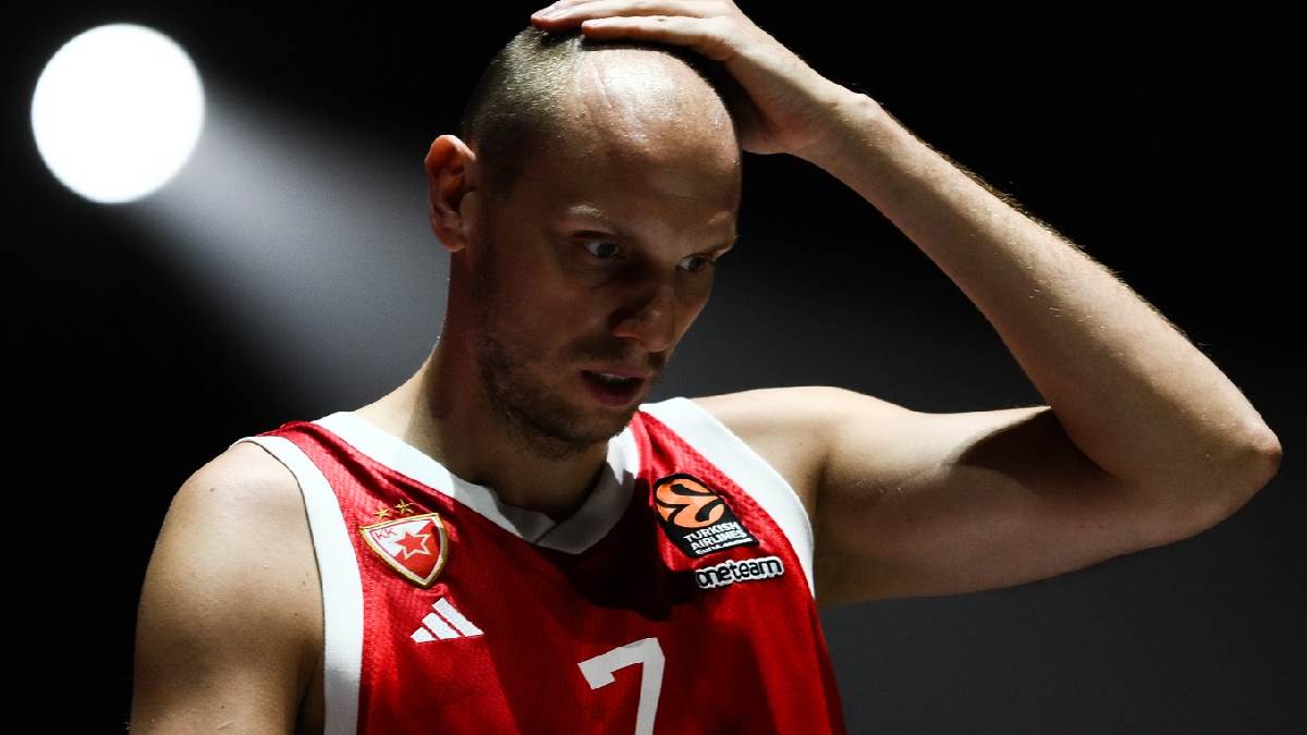  Milan Dozet o povredi Dejana Davidovca 