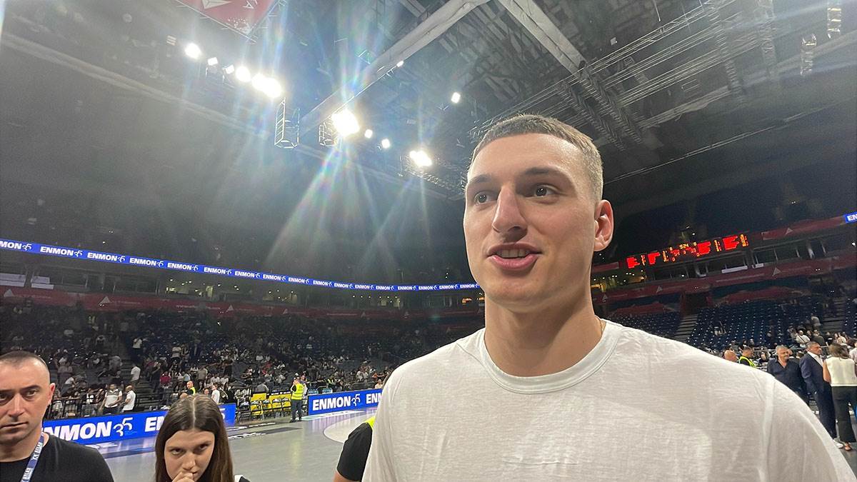 Nikola Jović najavio da će igrait za Srbiju na Eurobasketu Nikola Jović najavio da će igrait za Srbiju na Eurobasketu