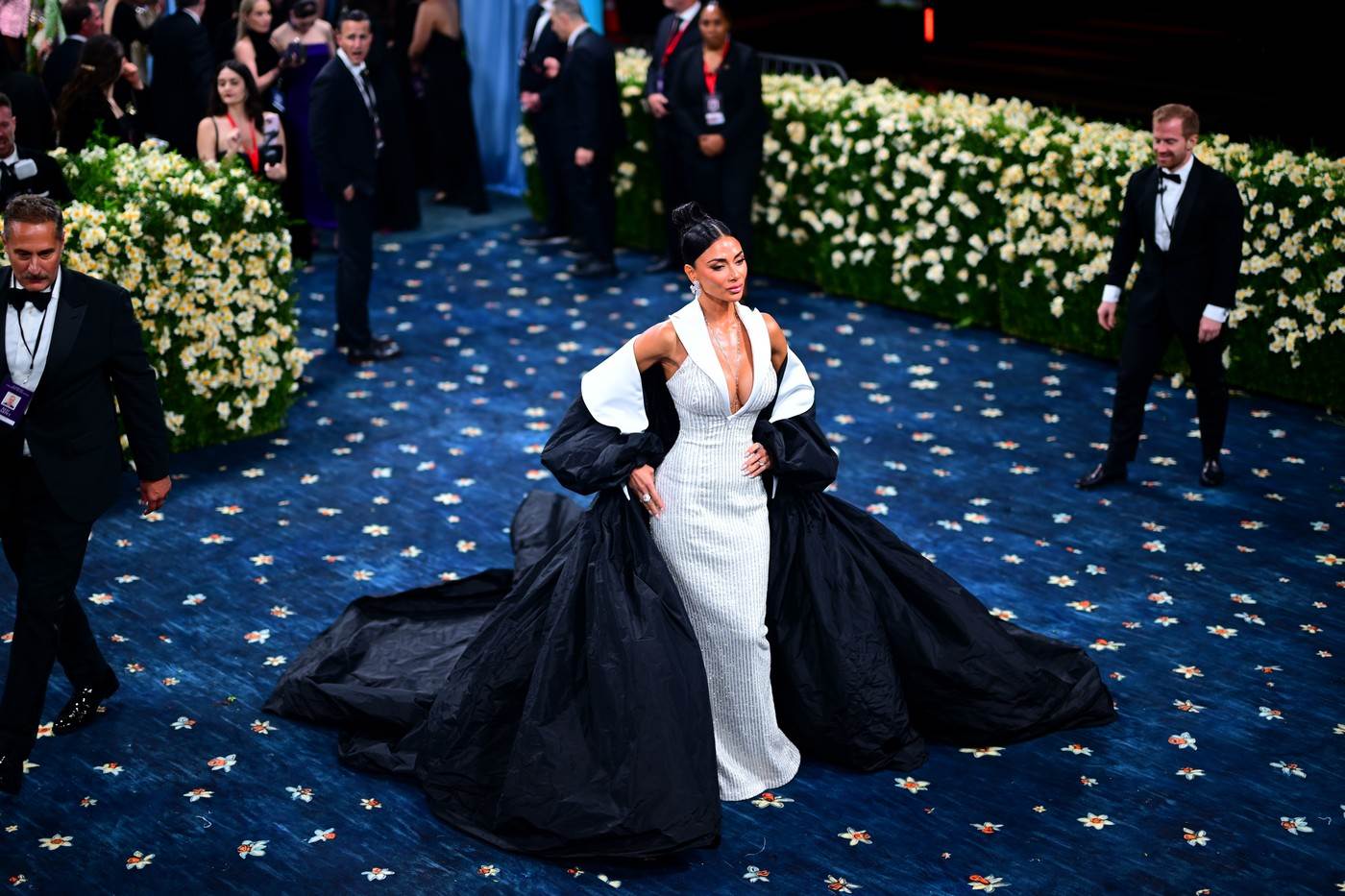  Pjevačica koja je prodavala krv da bi preživjela sada je zvijezda Met gale 