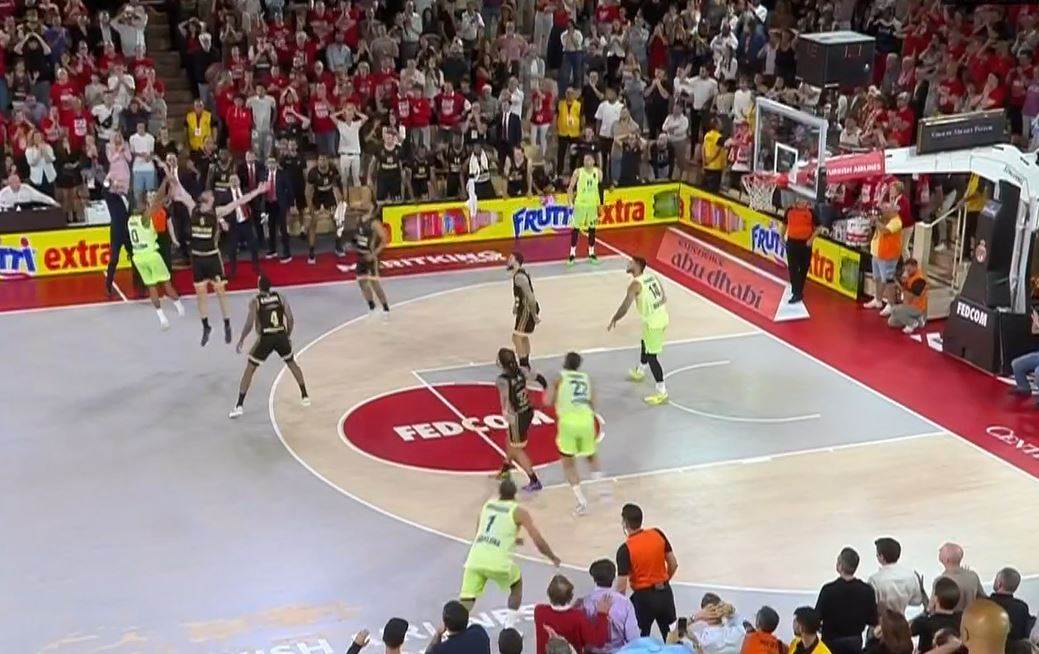  Monako na fajnal foru Evrolige Kevin Panter promašio trojku za pobjedu 