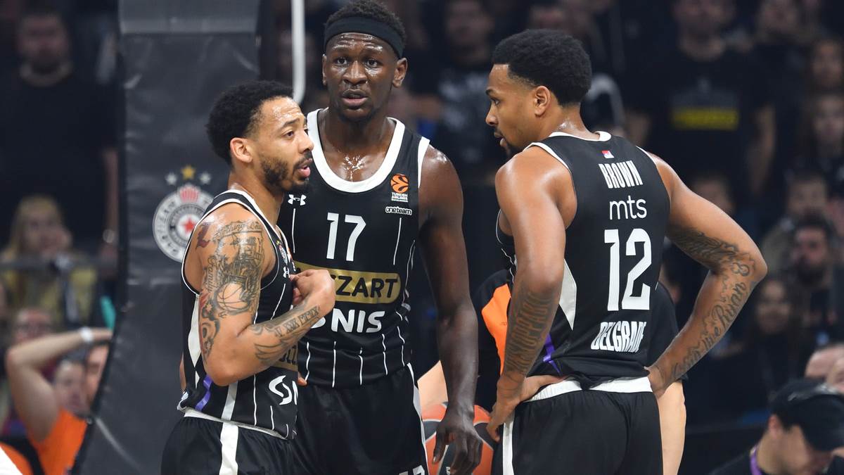  Košarkaši Partizana o tuči  