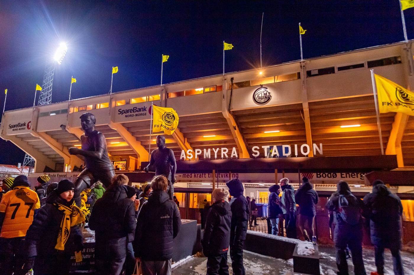  Vatromet navijača Bodo Glimta za igrače Totenhema 