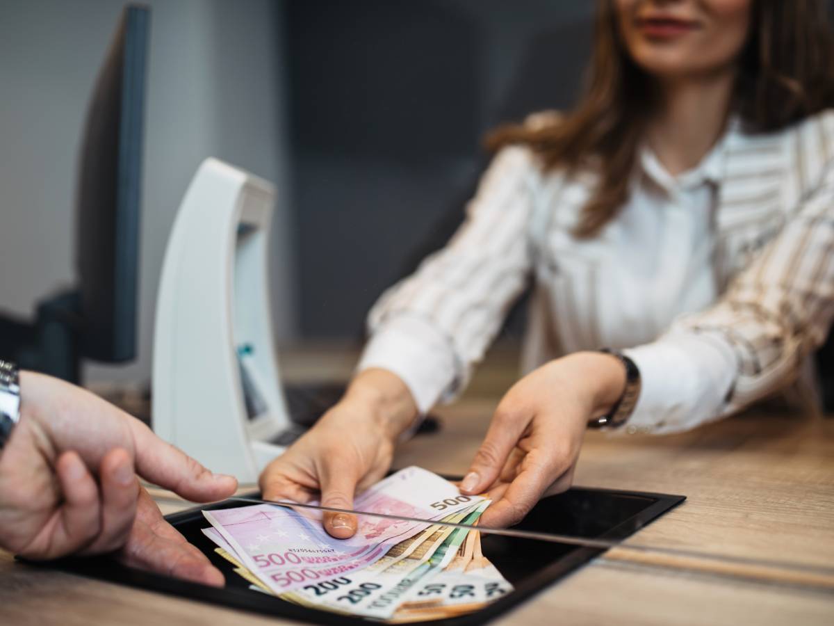  Direktiva o transparentnosti plata u EU 