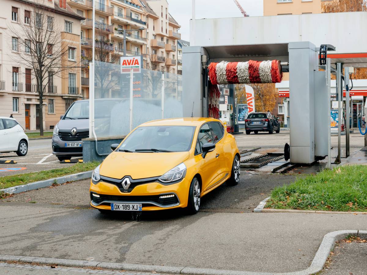 Direktori Renoa i Stelanisa o povećanju cijene automobila Direktori Renoa i Stelanisa o povećanju cijene automobila