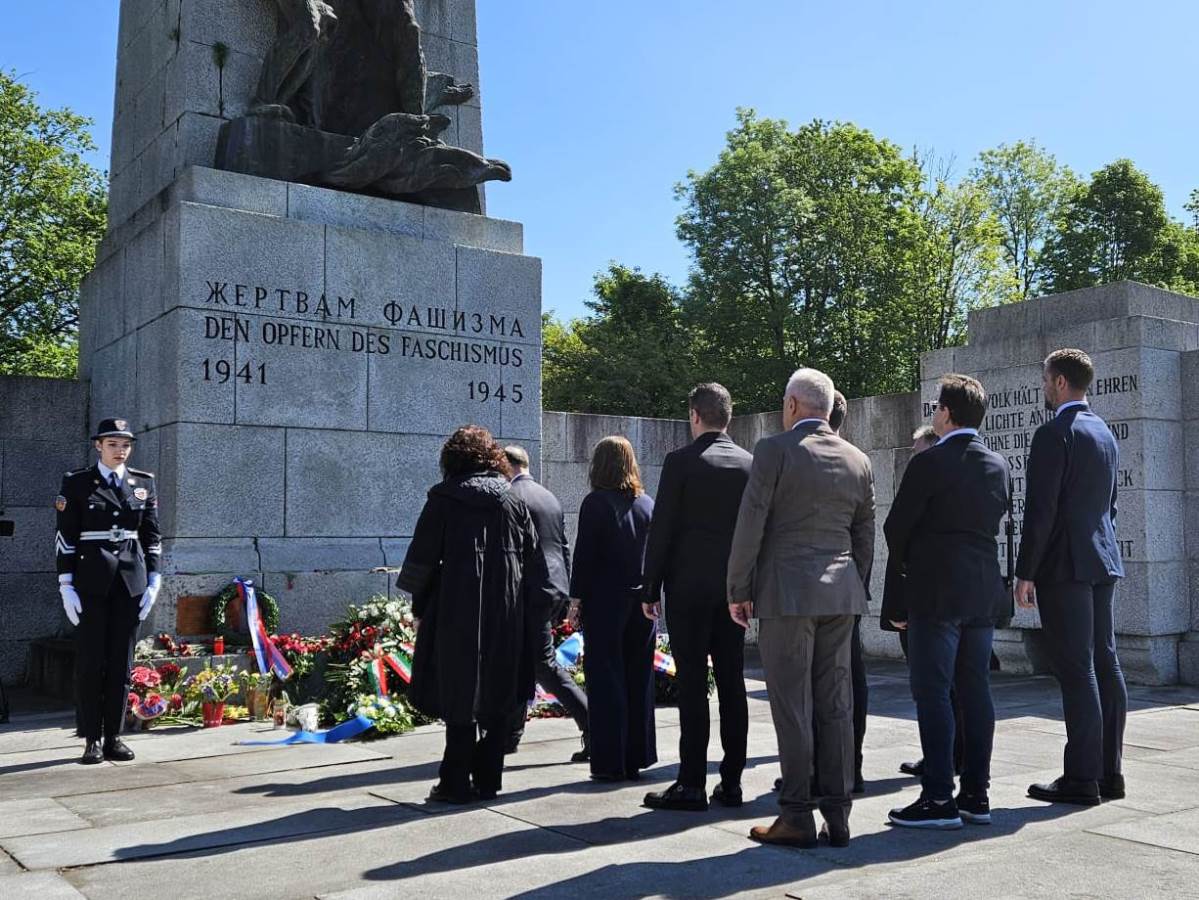 Delegacija Srpske na komemorativnom skupu u Mathauzenu Delegacija Srpske na komemorativnom skupu u Mathauzenu