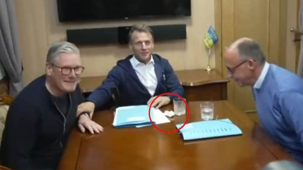  Emanuel Makron demantovao vijesti o drogiranju 