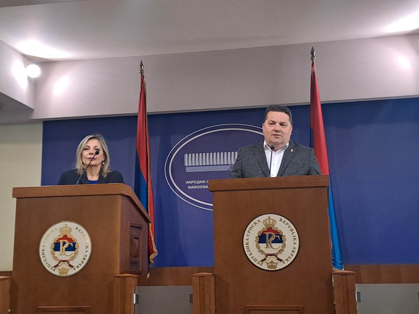  Sutra posebna sjednica NSRS 