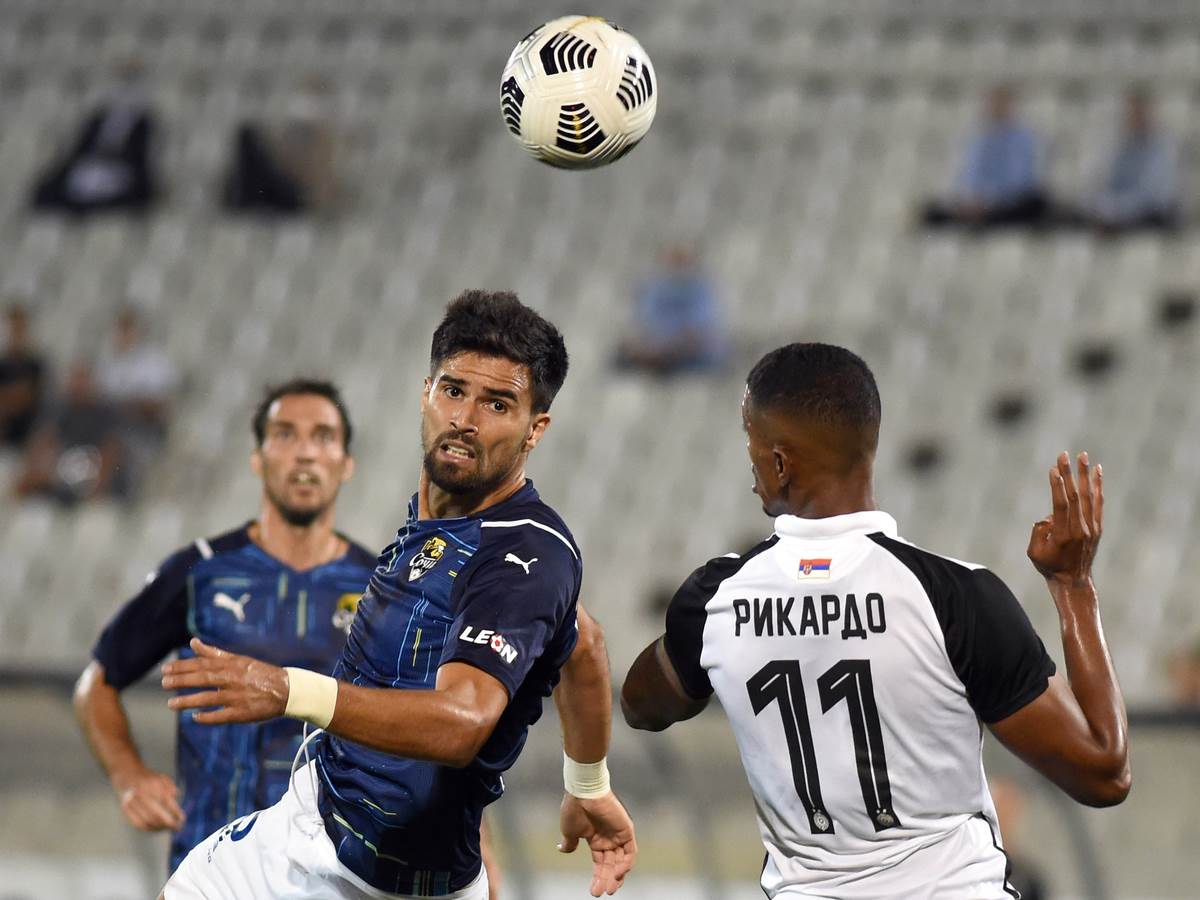  Crvena zvezda dovodi Rodrigaa 