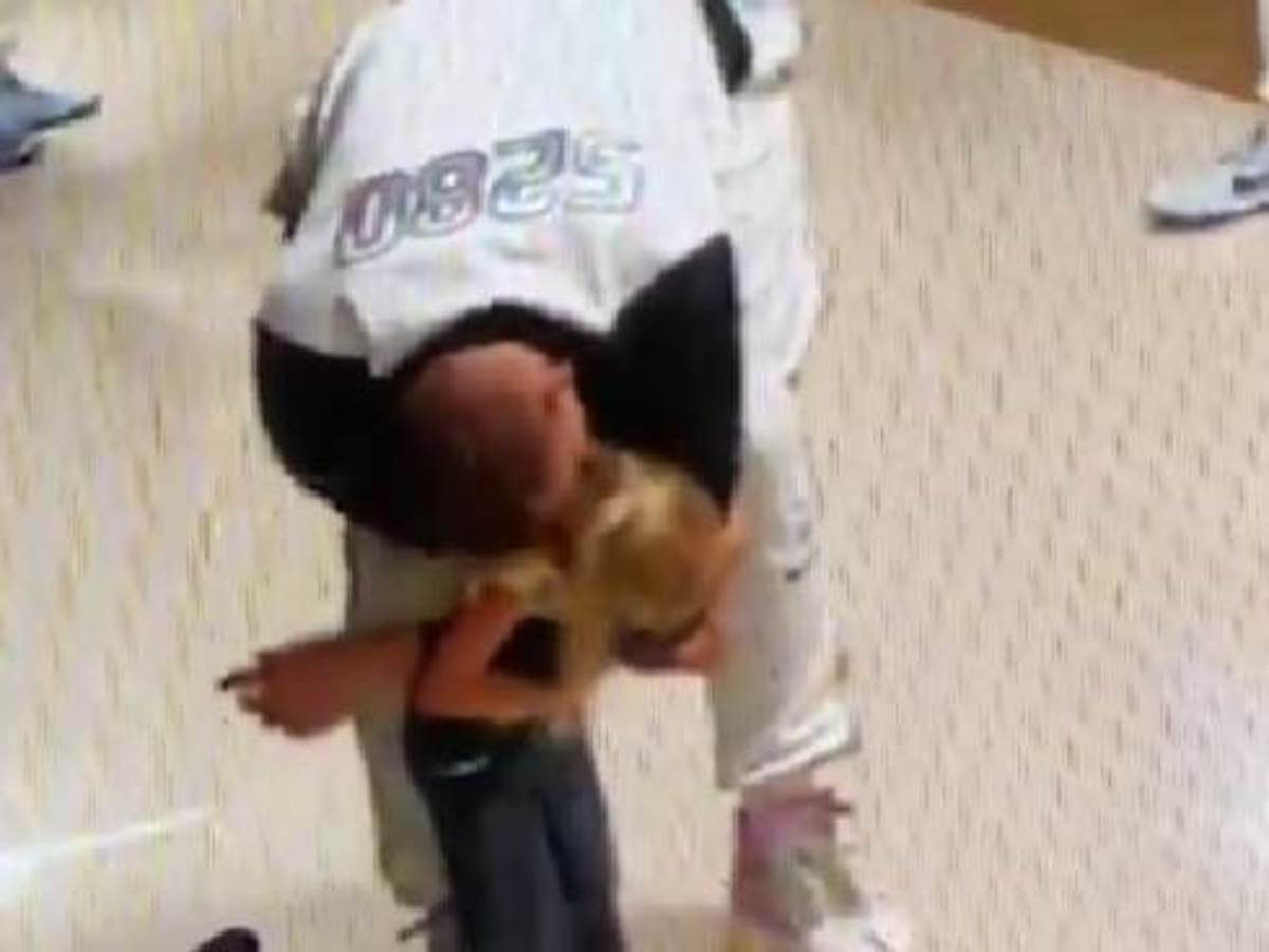  Nikola Jokić sa ćerkom Ognjenom pred meč sa Oklahomom 