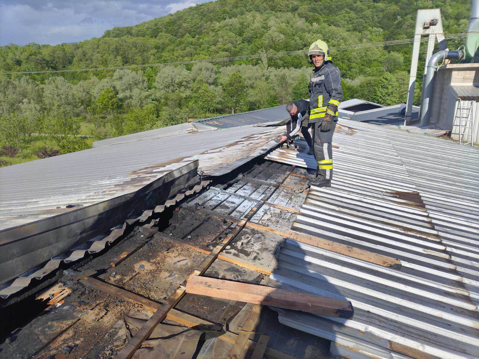  Zapalila se pilana u ribniku 