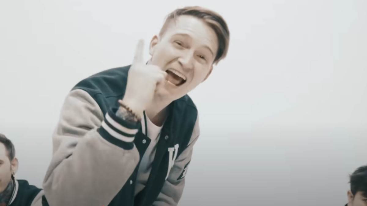Pjevač benda Dropout Kings Adam Rejmi preminuo sa 32 godine Pjevač benda Dropout Kings Adam Rejmi preminuo sa 32 godine