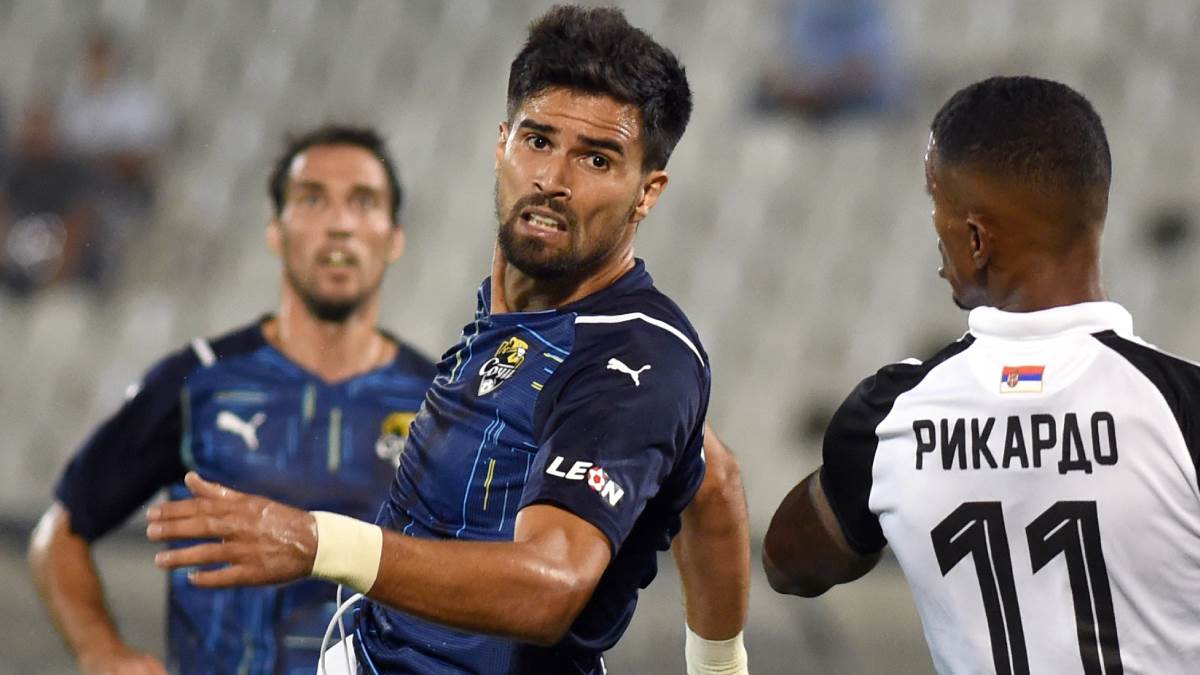  rodrigao potpisao za crvenu zvezdu 