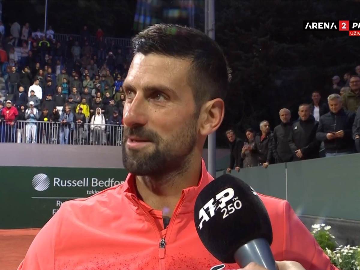novak se izvinio publici jer je slomio reket novak se izvinio publici jer je slomio reket