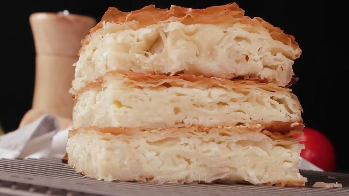  Pita sa sjeckanim korama i jogurtom 