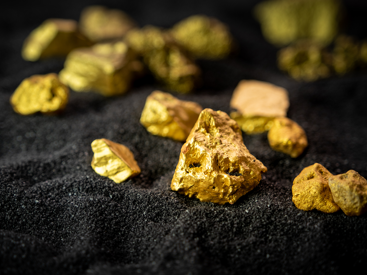  zlatno grumenje ukradeno iz muzeja u parizu 